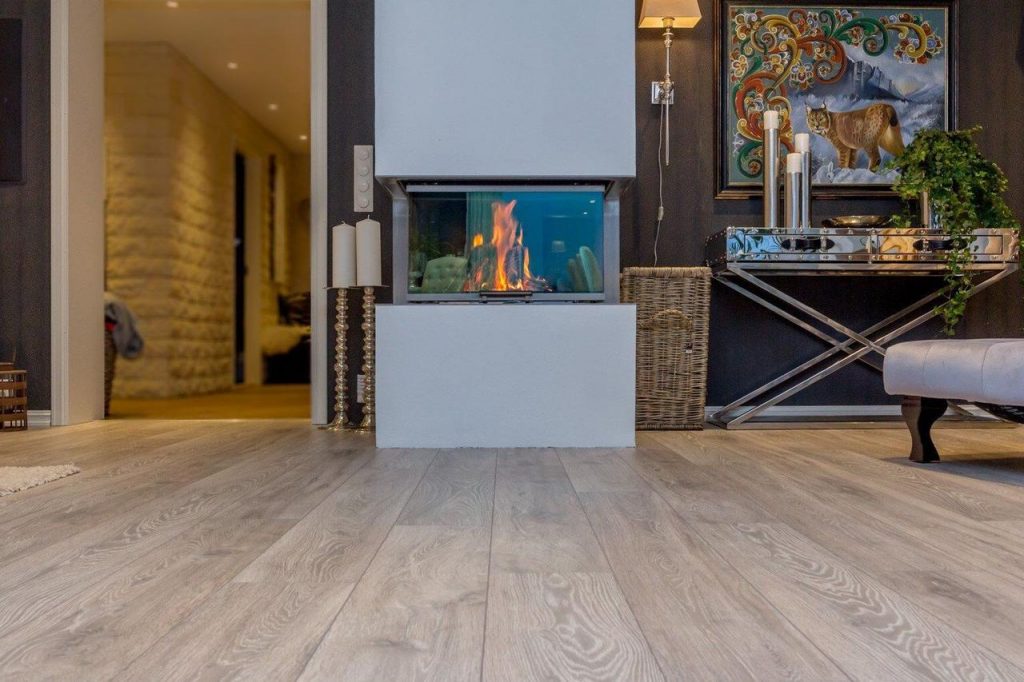 Фото об'єкта 2532460066_laminat-krono-original-1024x682