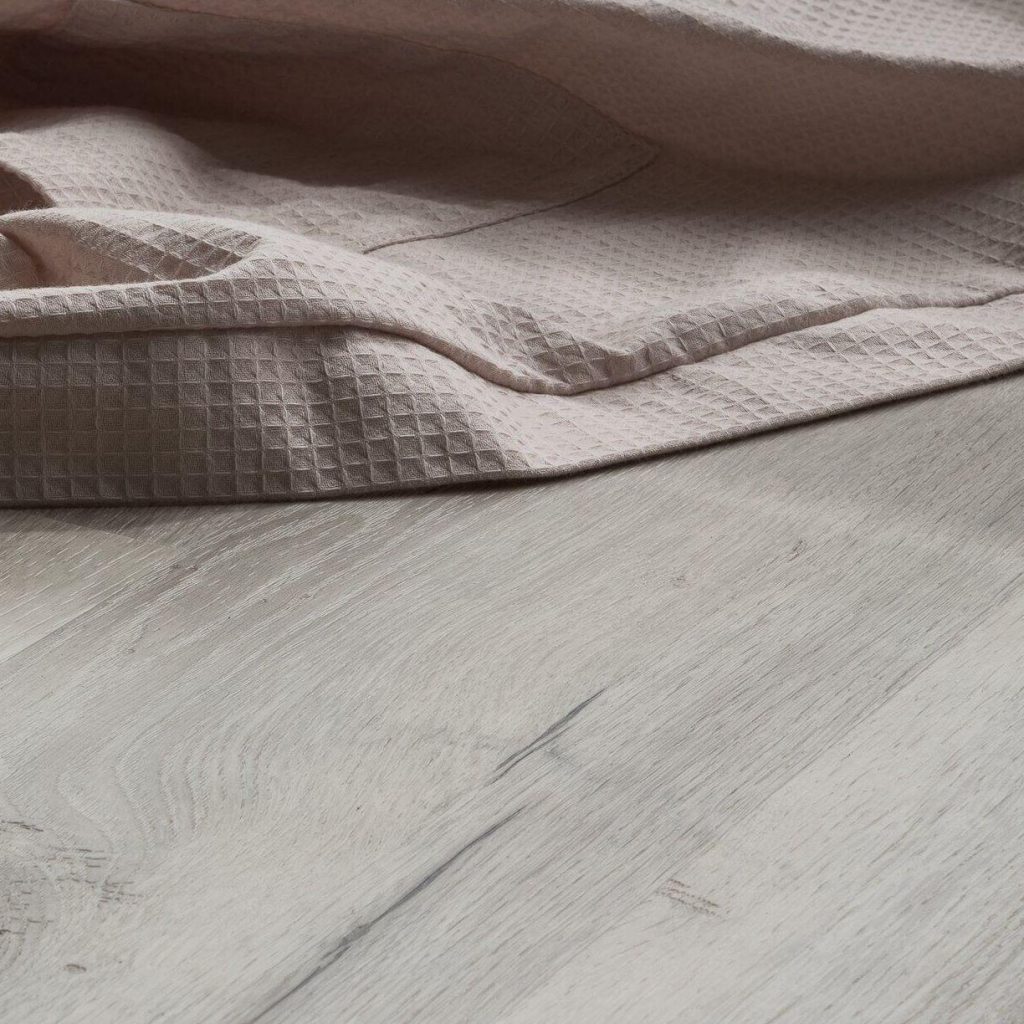 Фото об'єкта 2532473022_vinilovyj-pol-vinilam-1024x1024