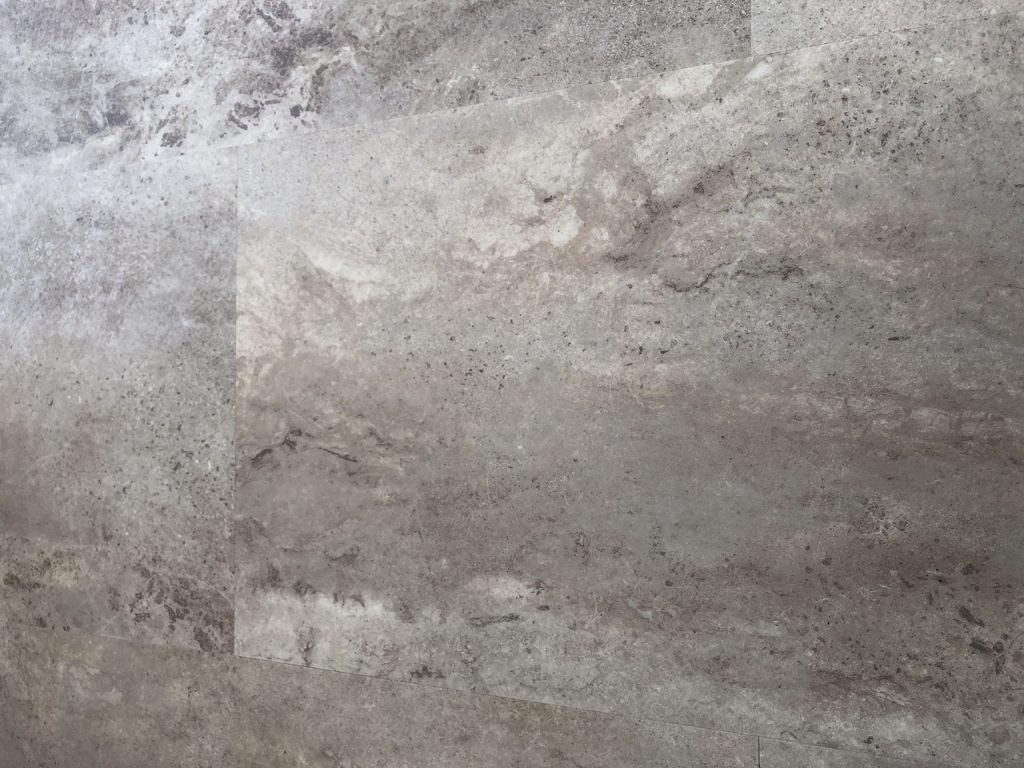 Фото об'єкта 2670250590_vinilovyj-pol-vinilam-1024x768