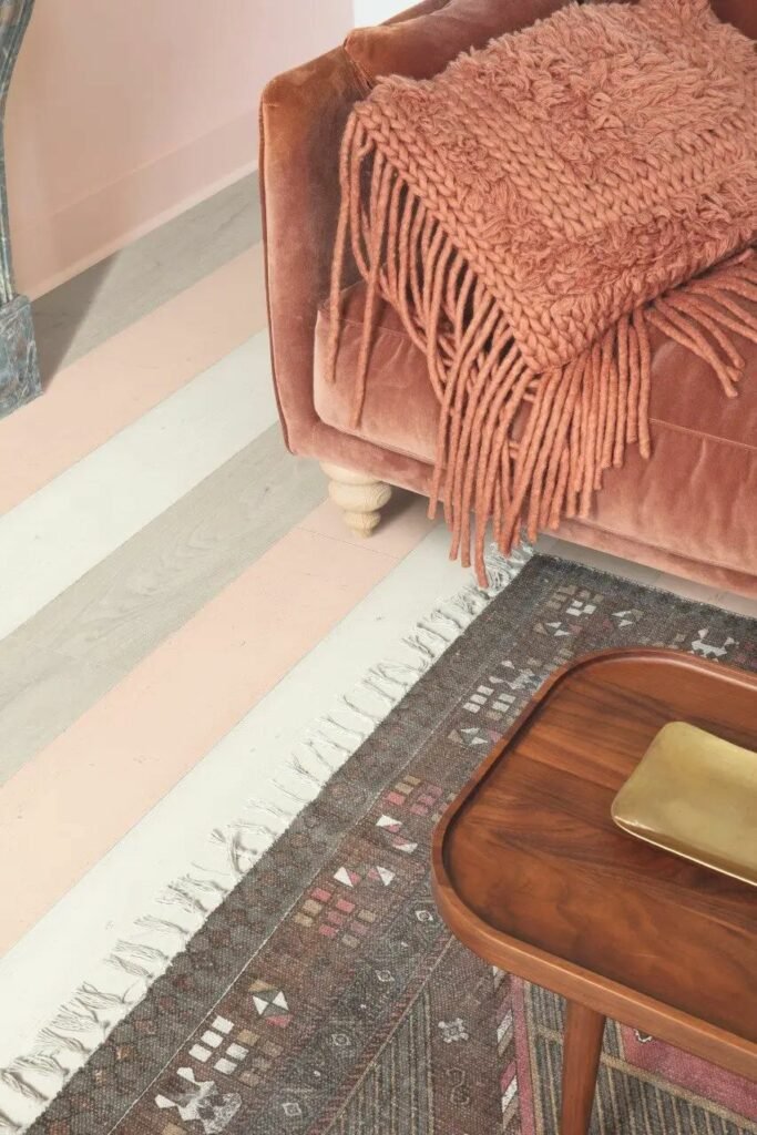 Фото об'єкта laminat-quick-step-signature-4753-dub-krashenyy-belyy-29592319999850_-6d23c4bb78-683x1024