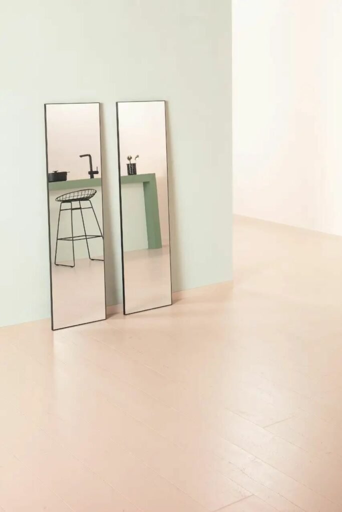 Фото об'єкта laminat-quick-step-signature-4754-dub-krashenyy-rozovyy-14302255833097_-5f171e6f10-683x1024