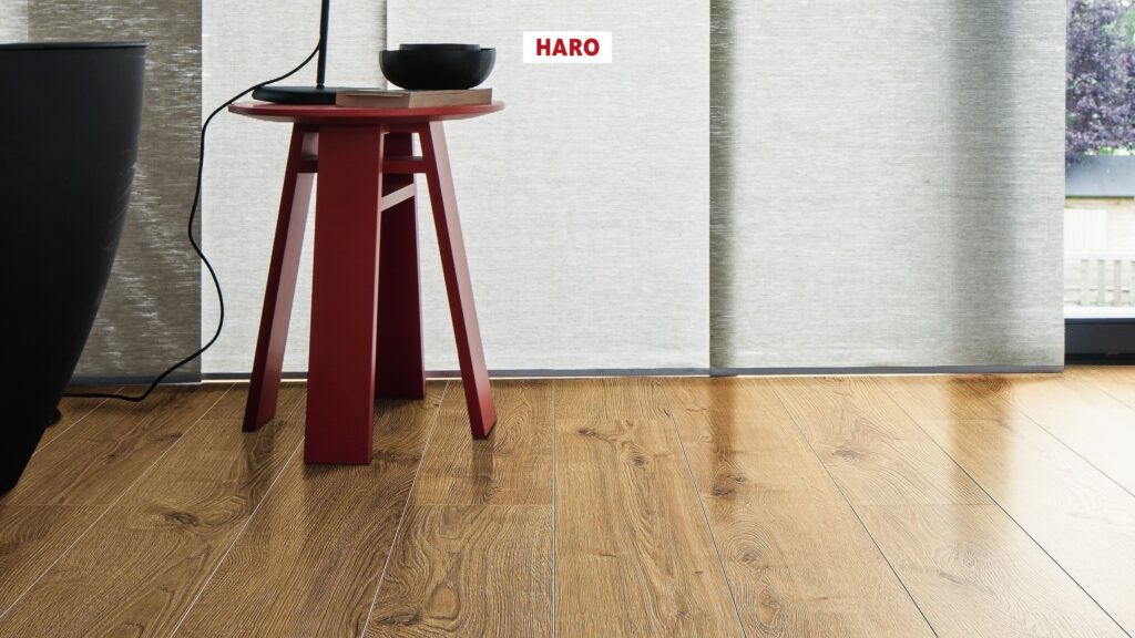 Фото об'єкта 533123_haro_plank_1_strip_4v_oak_portland_nature_authentic_int-1024x576