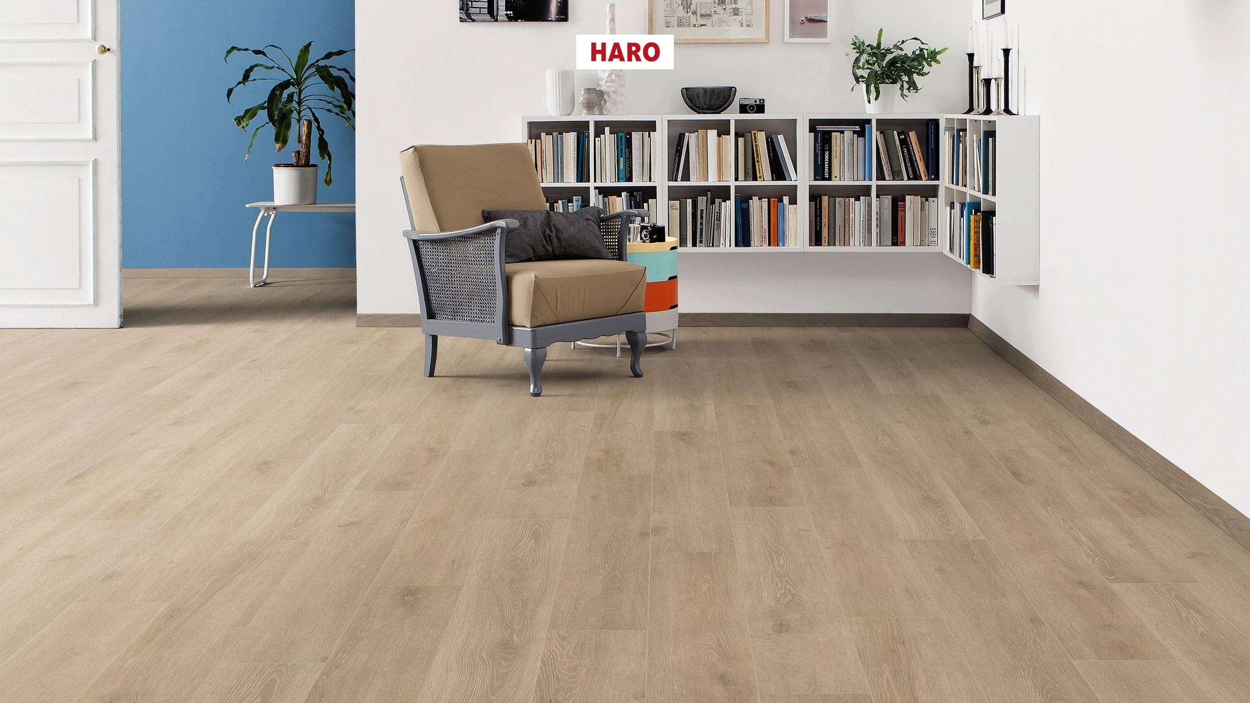 535261_haro_laminatboden_plank_1_strip_4v_oak_veneto_crema_authentic_matt_qv