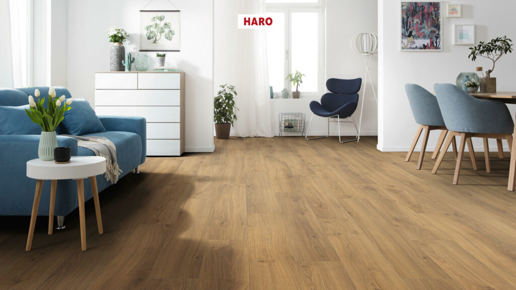 Фото об'єкта 538692_haro_plank_1_strip_4v_oak_emilia_honey_authentic_soft_int02-1024x576
