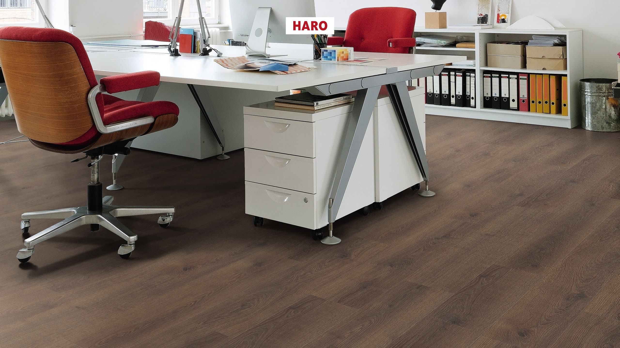 538697_haro_plank_1_strip_4v_oak_contura_smoked_authentic_int02