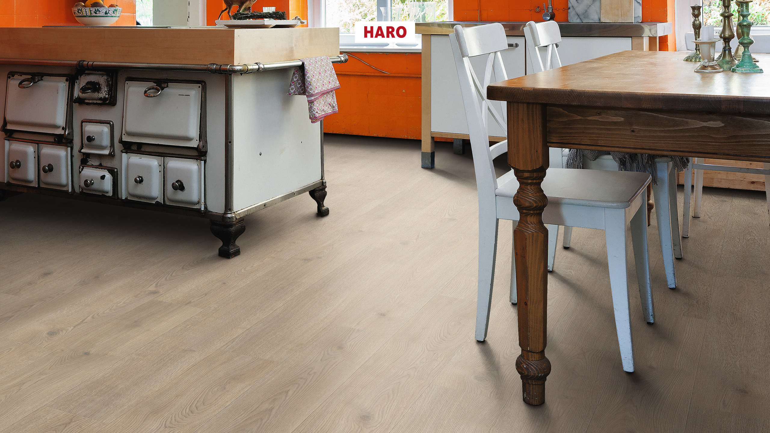 540239_haro_laminatboden_plank_1_strip_4v_oak_contura_stone_grey_authentic_int