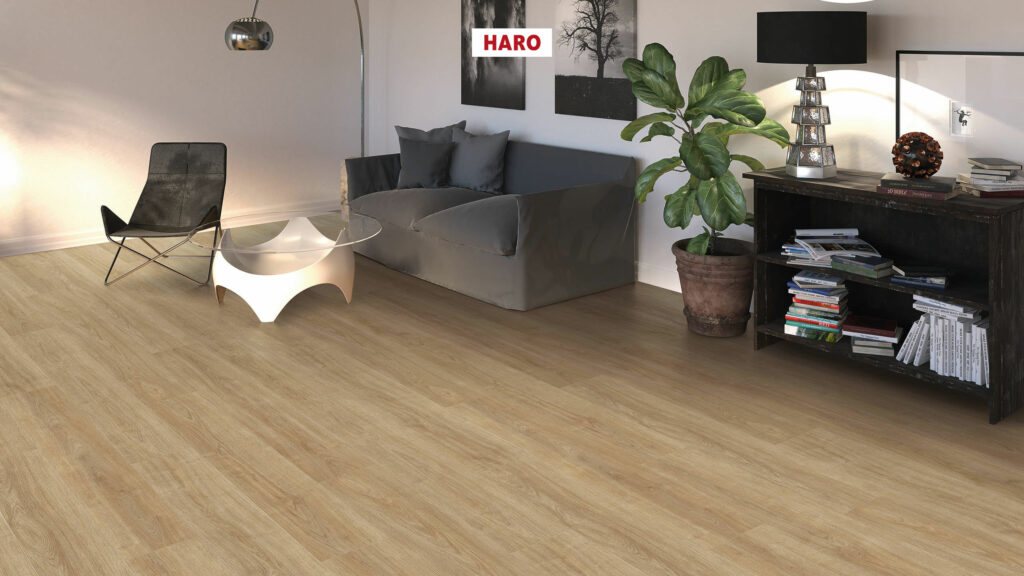 Фото об'єкта 541558_haro_laminatboden_plank_1_strip_4v_oak_eleganza_puro_authentic_qv-1024x576