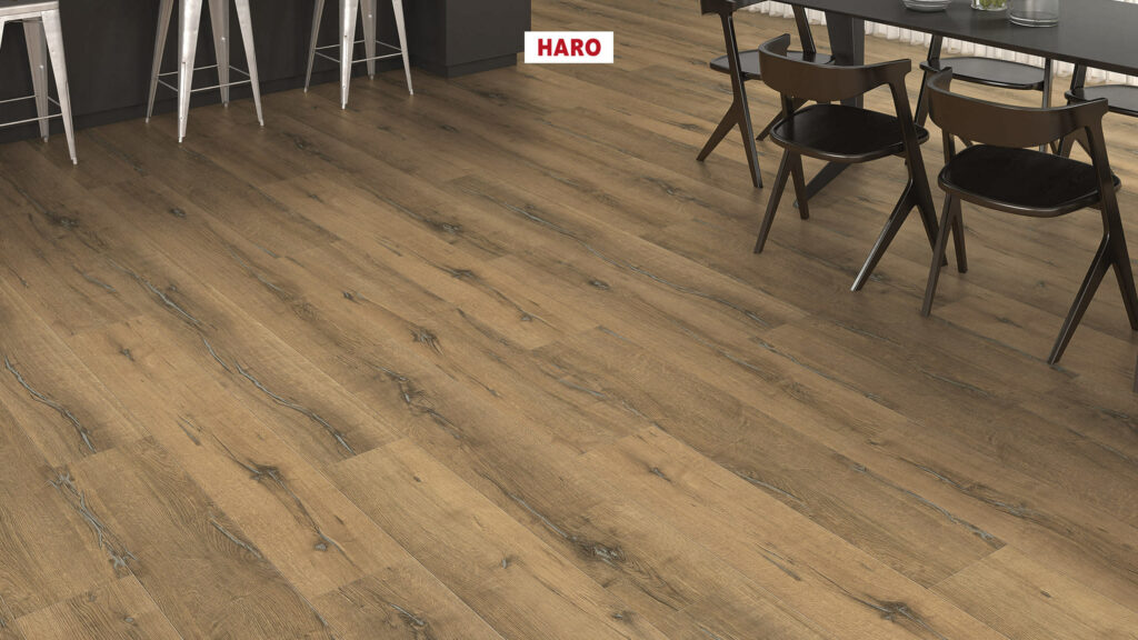 Фото об'єкта 544775_haro_laminate_floor_plank_1_strip_4v_oak_metallic_nature_authentic_qv-1024x576