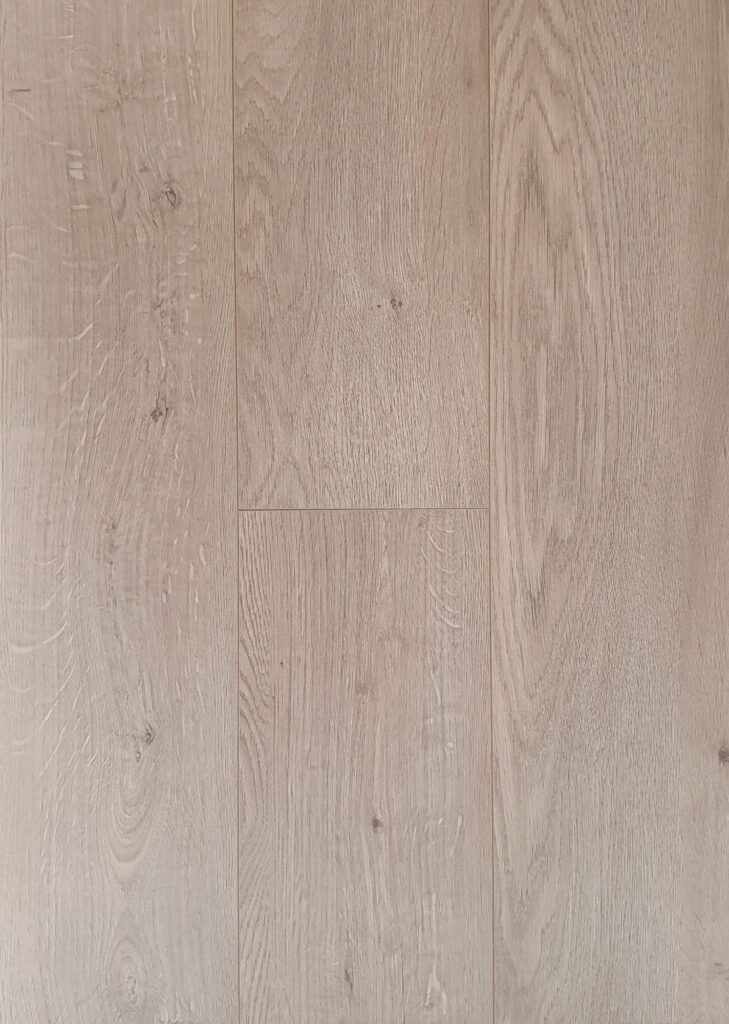 Фото об'єкта 400402-729x1024