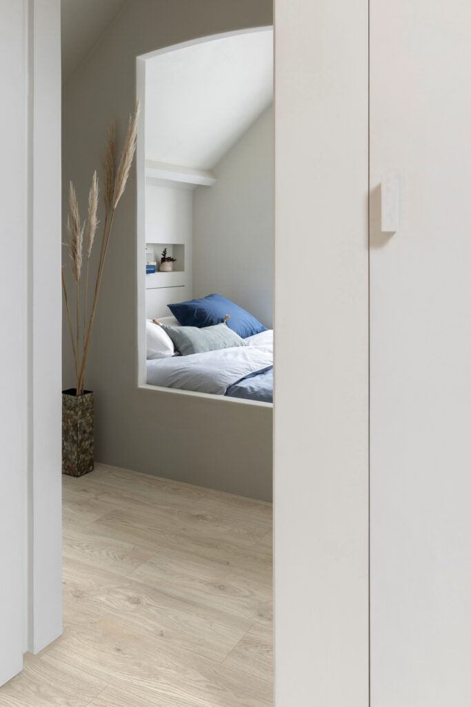 Фото об'єкта coastal_spirit_sierra_oak_58226_room-print2560-683x1024