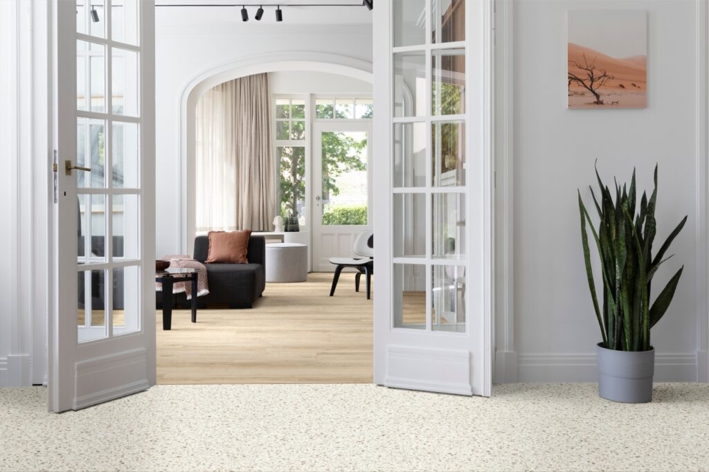 Фото об'єкта desert_escape_lugano_46210_-_blackjack_oak_22215_room-web1280-1024x682