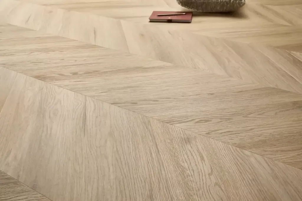 Фото об'єкта arbitonamaron_chevron158_harlow_oak-83714549616982-1024x683