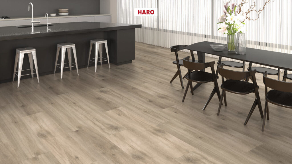 Фото об'єкта 544938_disano_by_haro_plank_1_strip_4vm_oak_provence_creme_authentic_qv02-1024x576