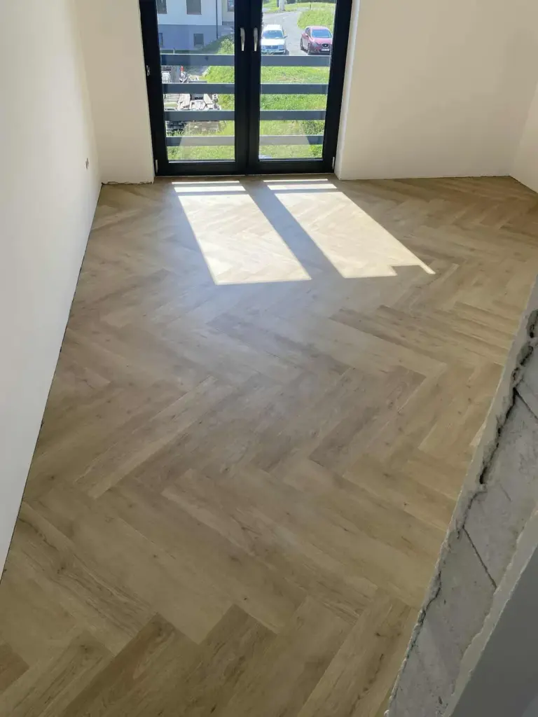 Фото об'єкта gerflorvirtuo_55_hb_rigid_acoustic997_sunny_nature-73611260964479-768x1024