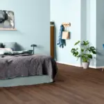 Ламінат EGGER Nature Sense EL1307 горіх Вармія коричневий